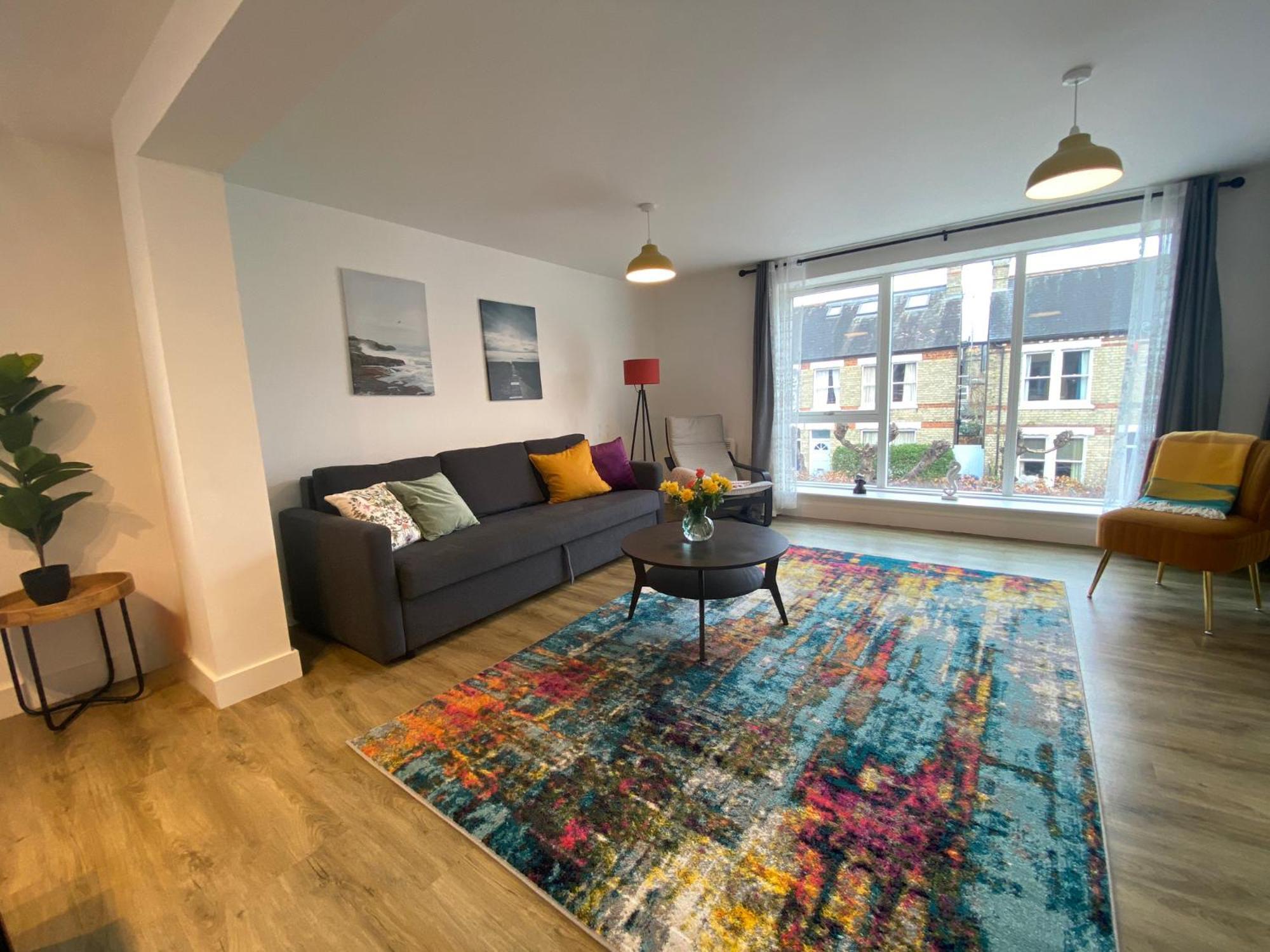 Cambridge Stays Riverside Apart Hotel With 2Br Flats At The City Centre-Parking-Balcony Экстерьер фото